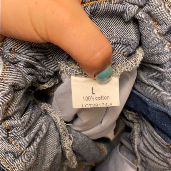 summer Shorts with Tie Belt - Picture 2 of 2